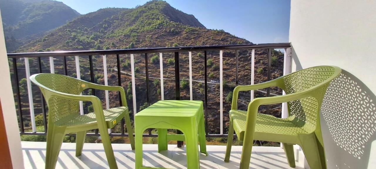 Parvatiya Homestay Mussoorie Bagian luar foto